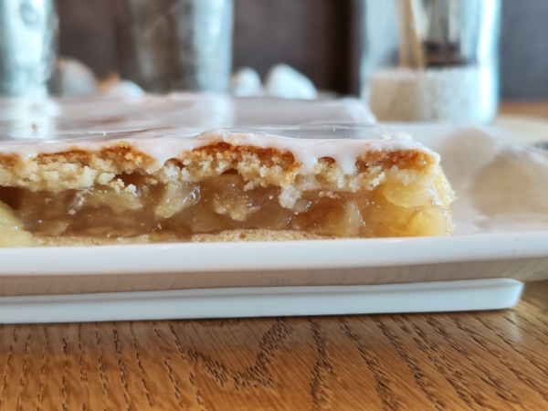 Apfelkuchen Ged.  1/8